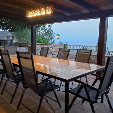 Private With Panoramic Seaviews, Pool & Wifi Almunecar