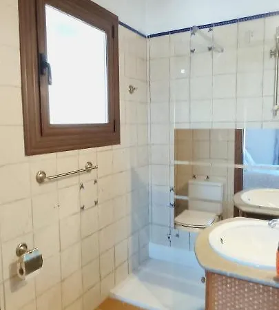 Private With Panoramic Seaviews, Pool & Wifi *